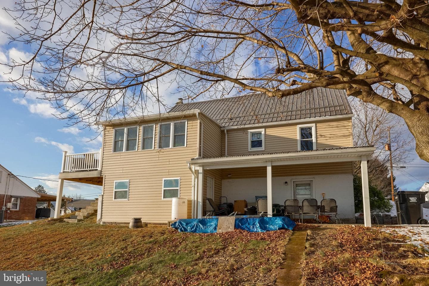 207 Hazel Street photo 32