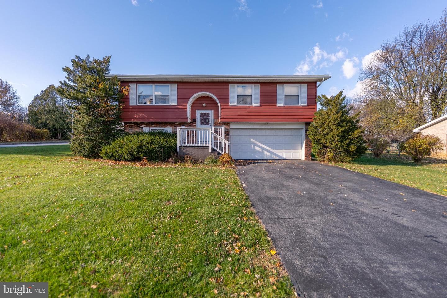 38 S Herbein Drive