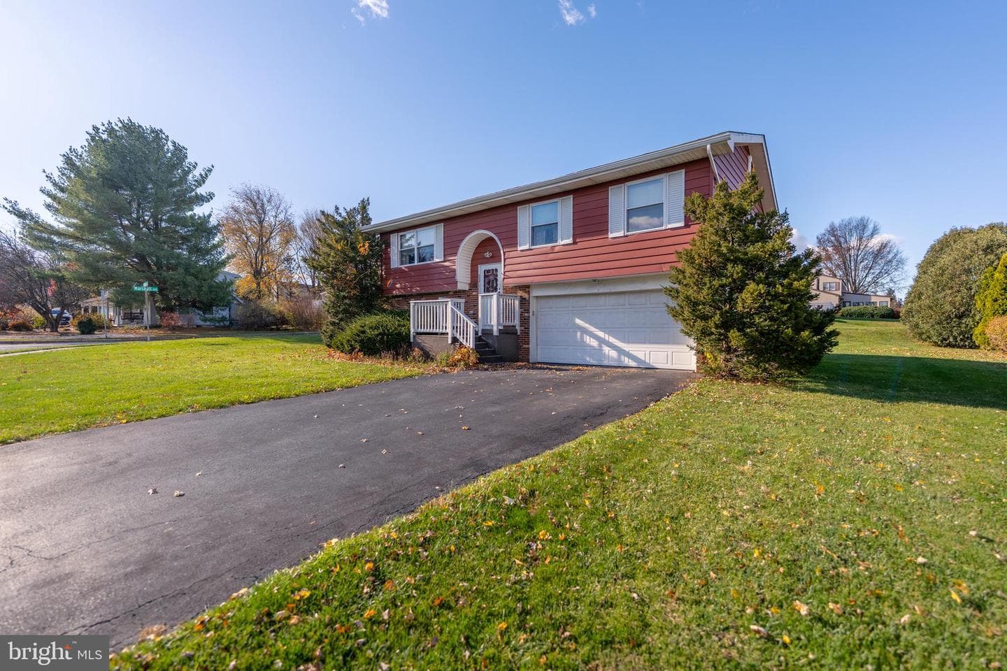 38 S Herbein Drive photo 17