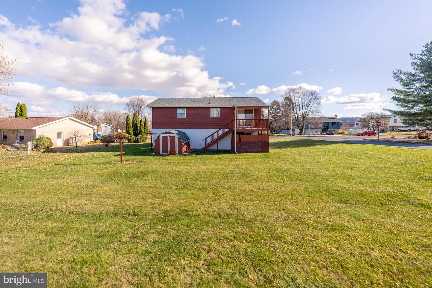 38 S Herbein Drive photo 20
