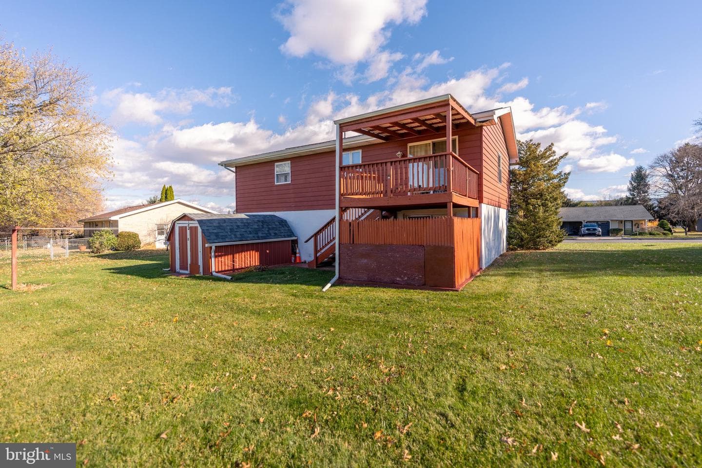 38 S Herbein Drive photo 23