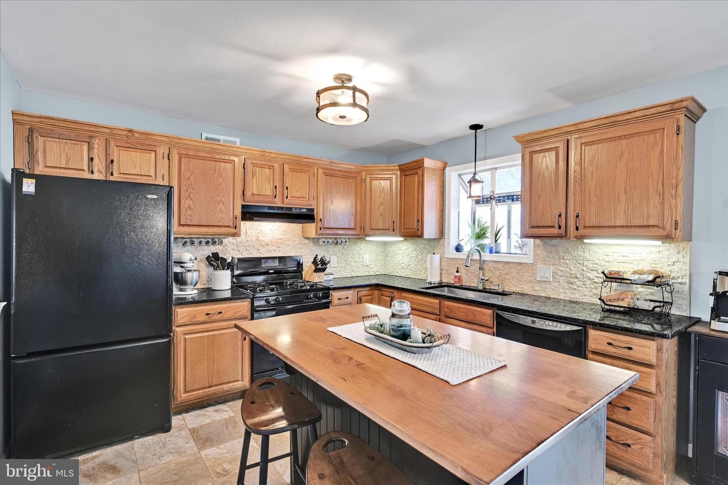 122 Witmer Road photo 29