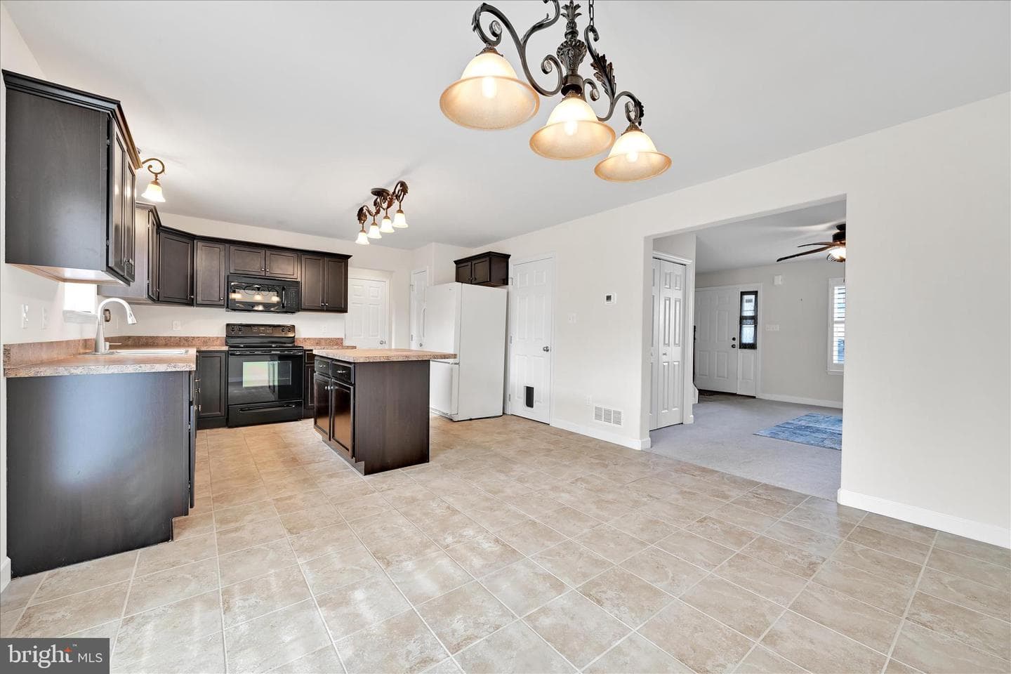 1008 Daisy Drive photo 10