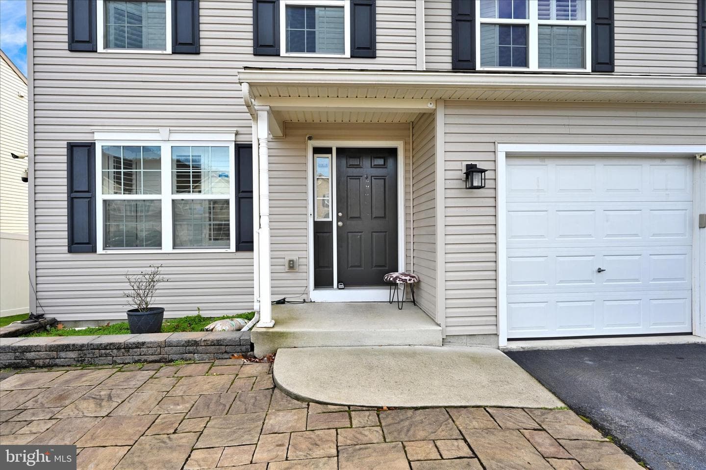1008 Daisy Drive photo 4