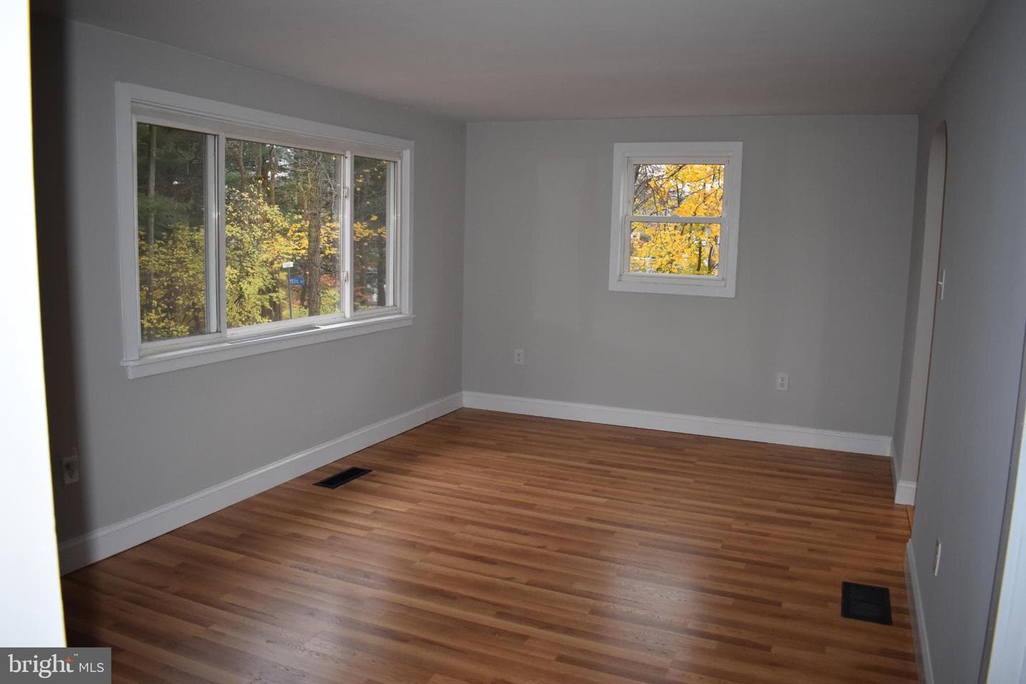 127 Cedar Lane photo 11