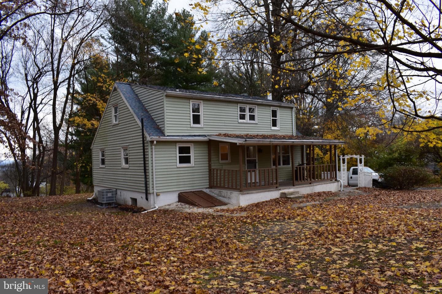 127 Cedar Lane photo 3