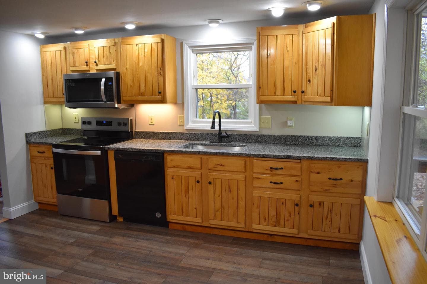 127 Cedar Lane photo 6