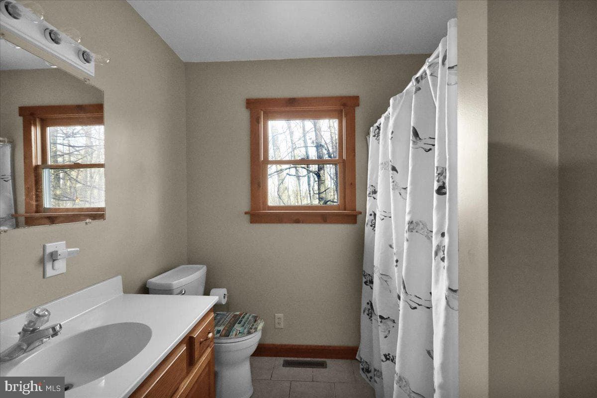 28 Lake Road photo 15