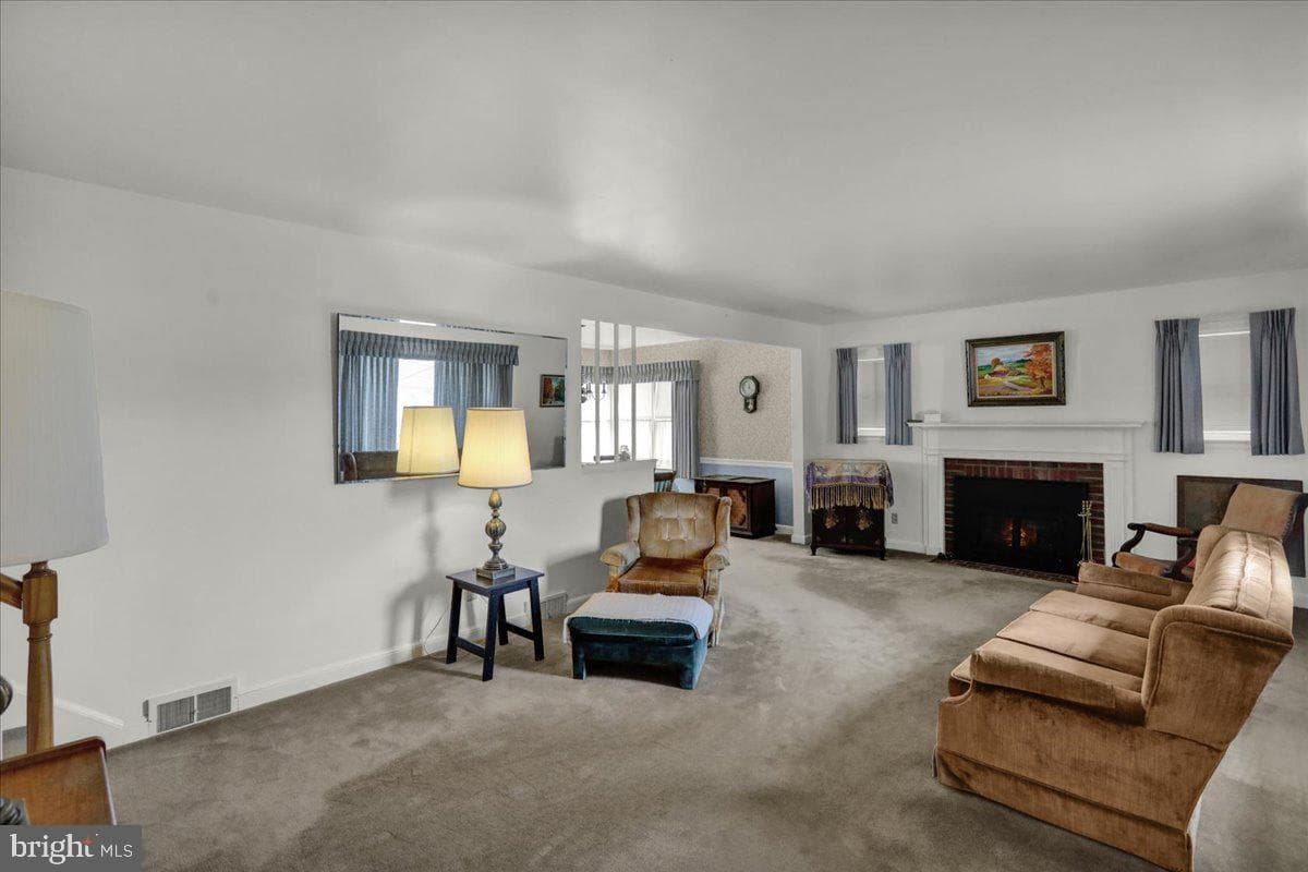 222 Opal Avenue photo 10