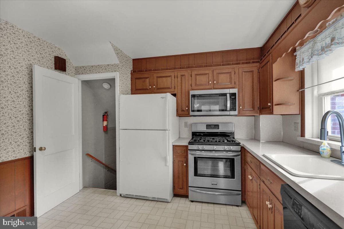222 Opal Avenue photo 15