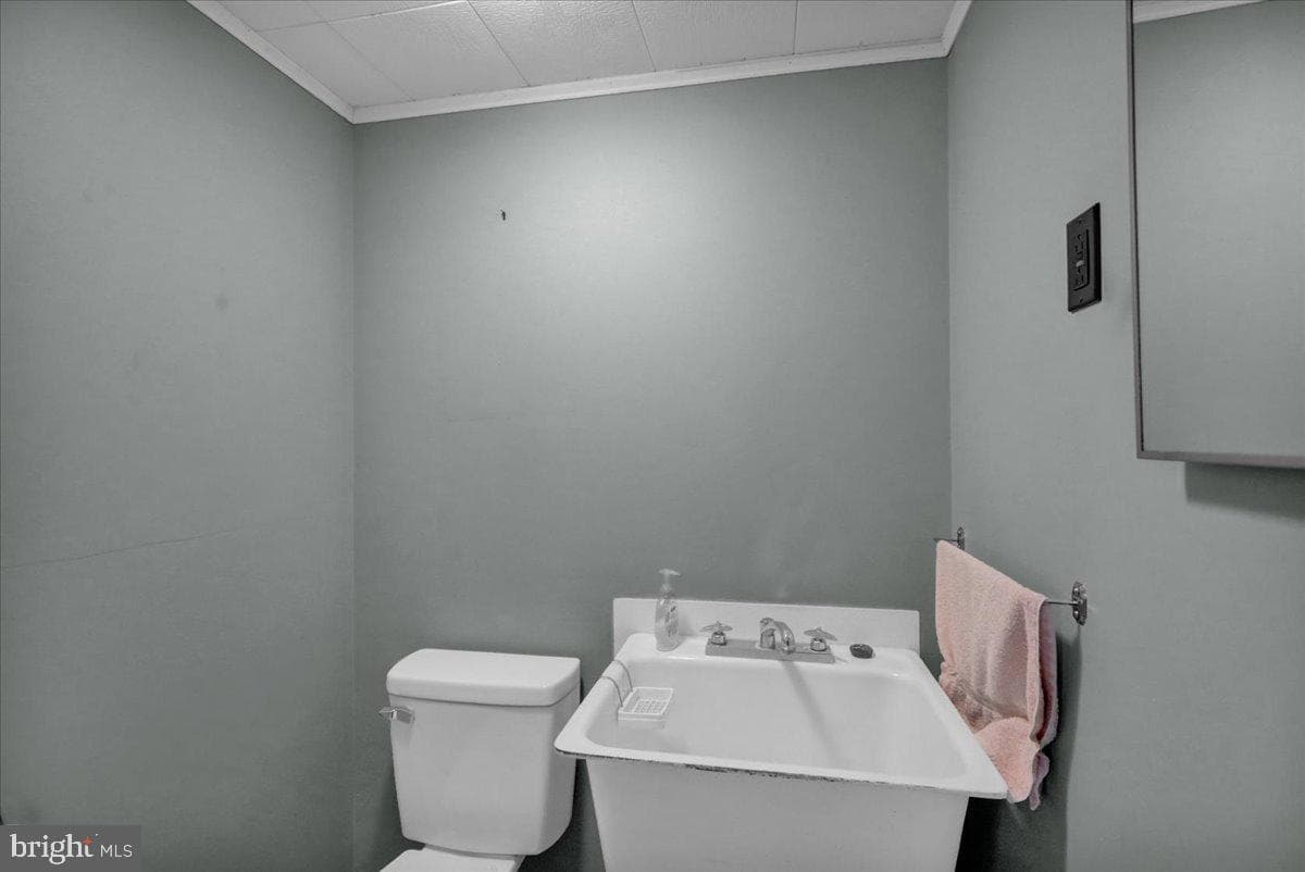 222 Opal Avenue photo 18
