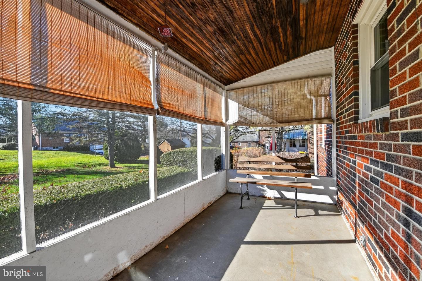 228 E Gaul Street photo 20