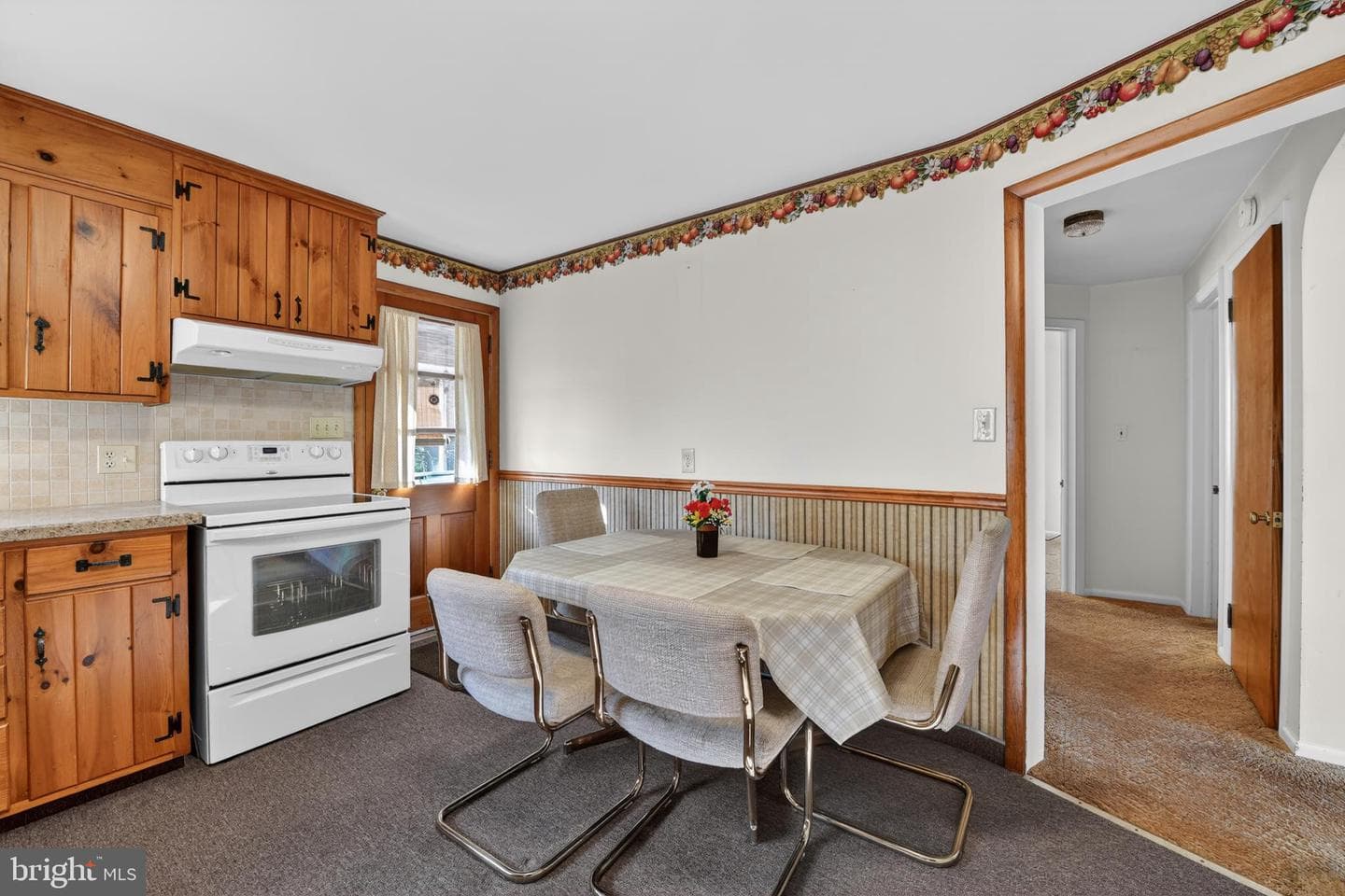 228 E Gaul Street photo 7