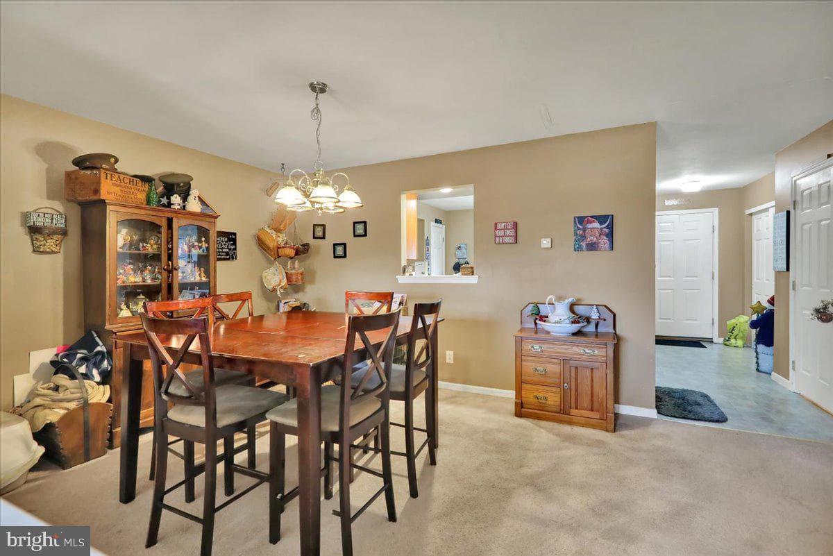 104 White Birch Lane photo 10