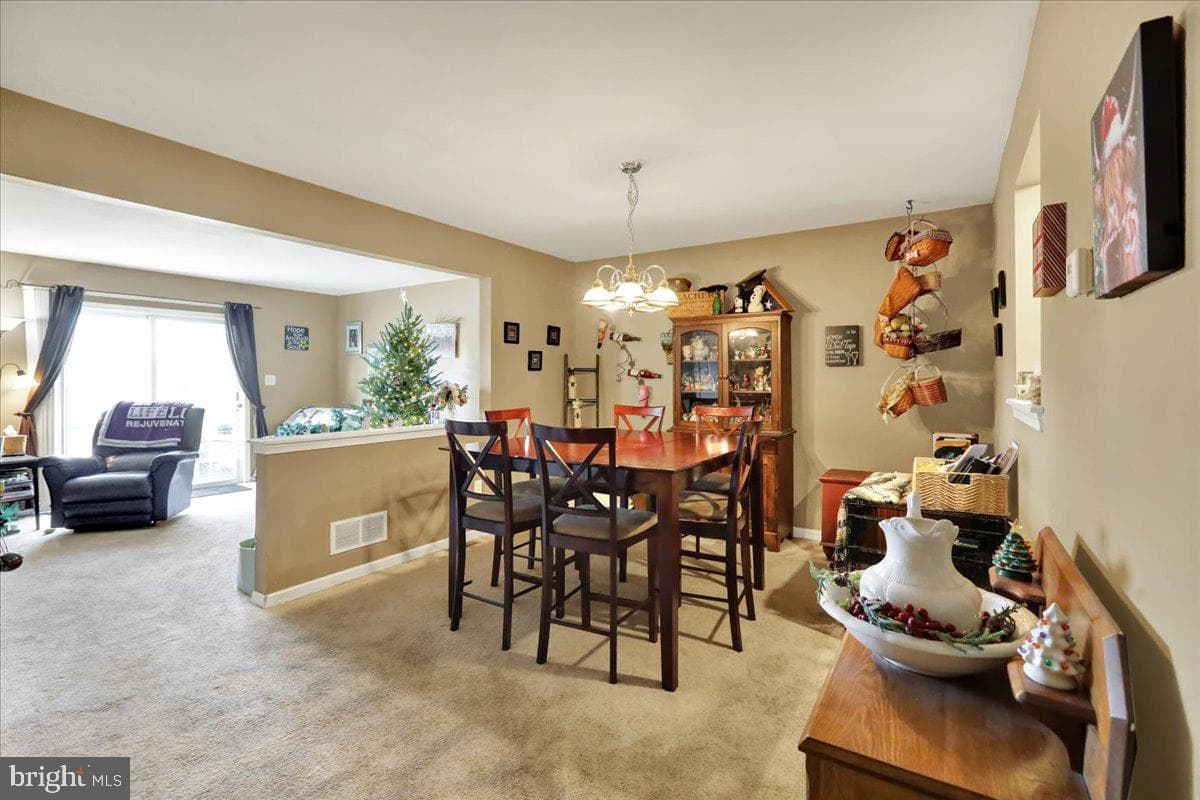 104 White Birch Lane photo 9