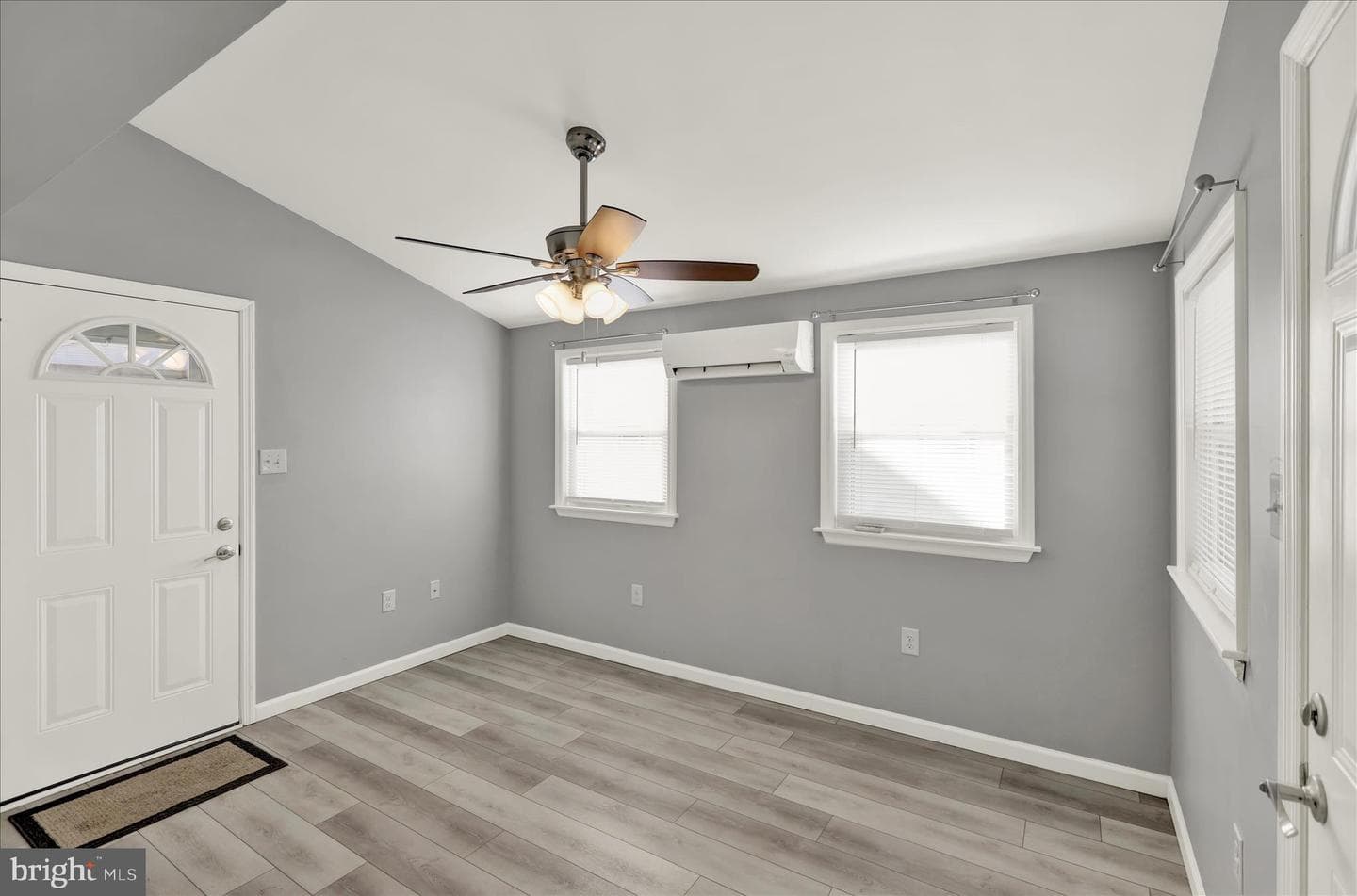 706 Wagon Wheel Lane photo 5