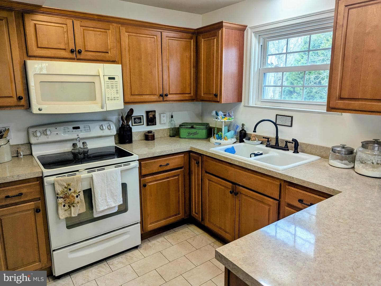 3 Locust Lane photo 12