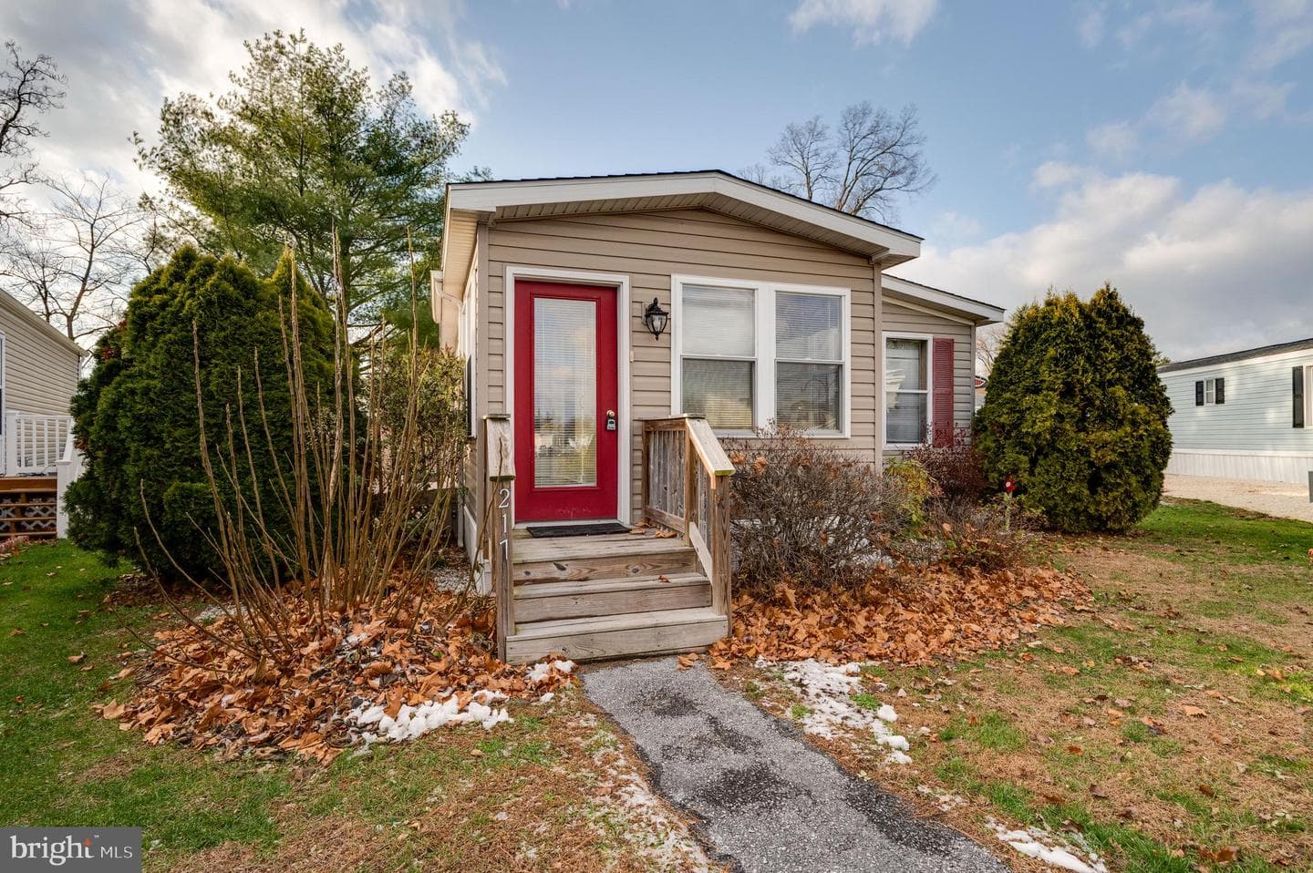 217 Knollwood Lane photo 2
