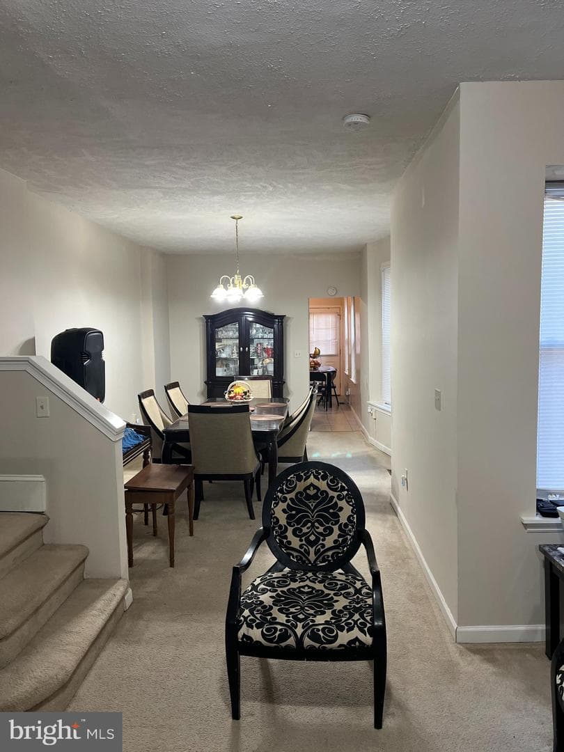 833 N Front Street photo 5