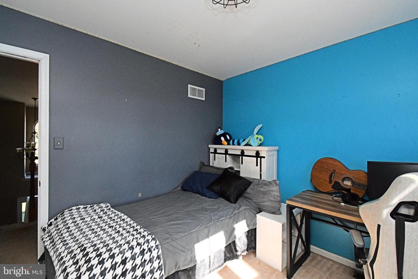 306 Kingston Drive photo 35