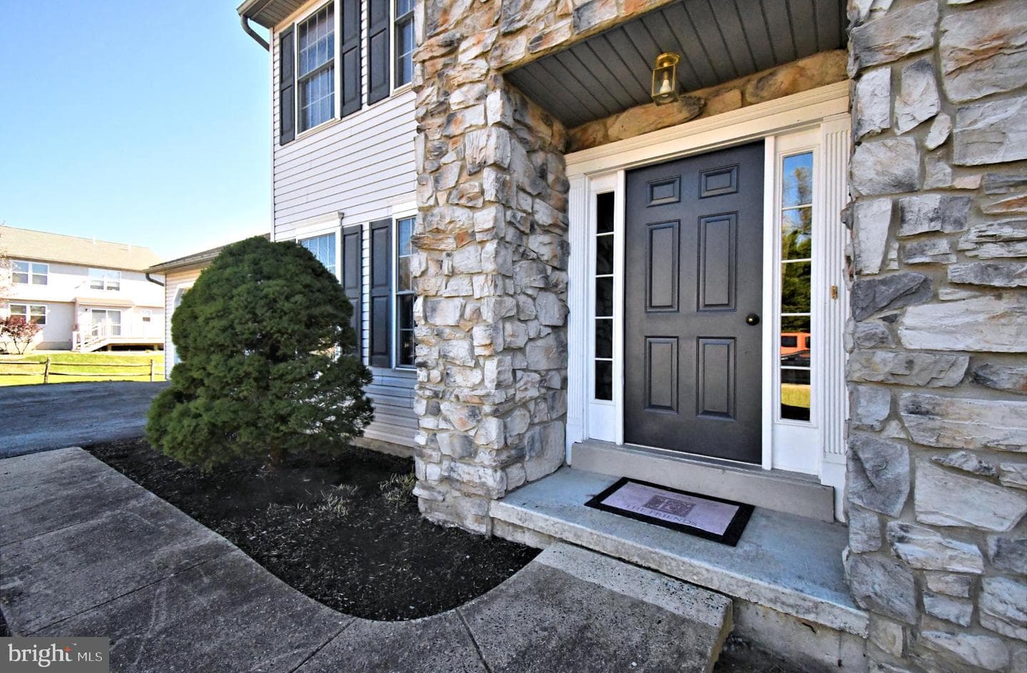 306 Kingston Drive photo 4