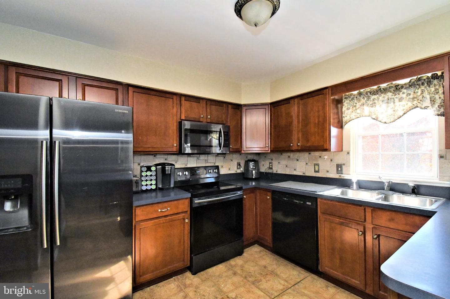 306 Kingston Drive photo 6