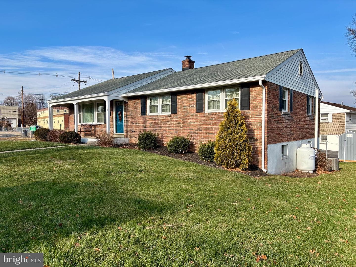 303 E 5th Street photo 3