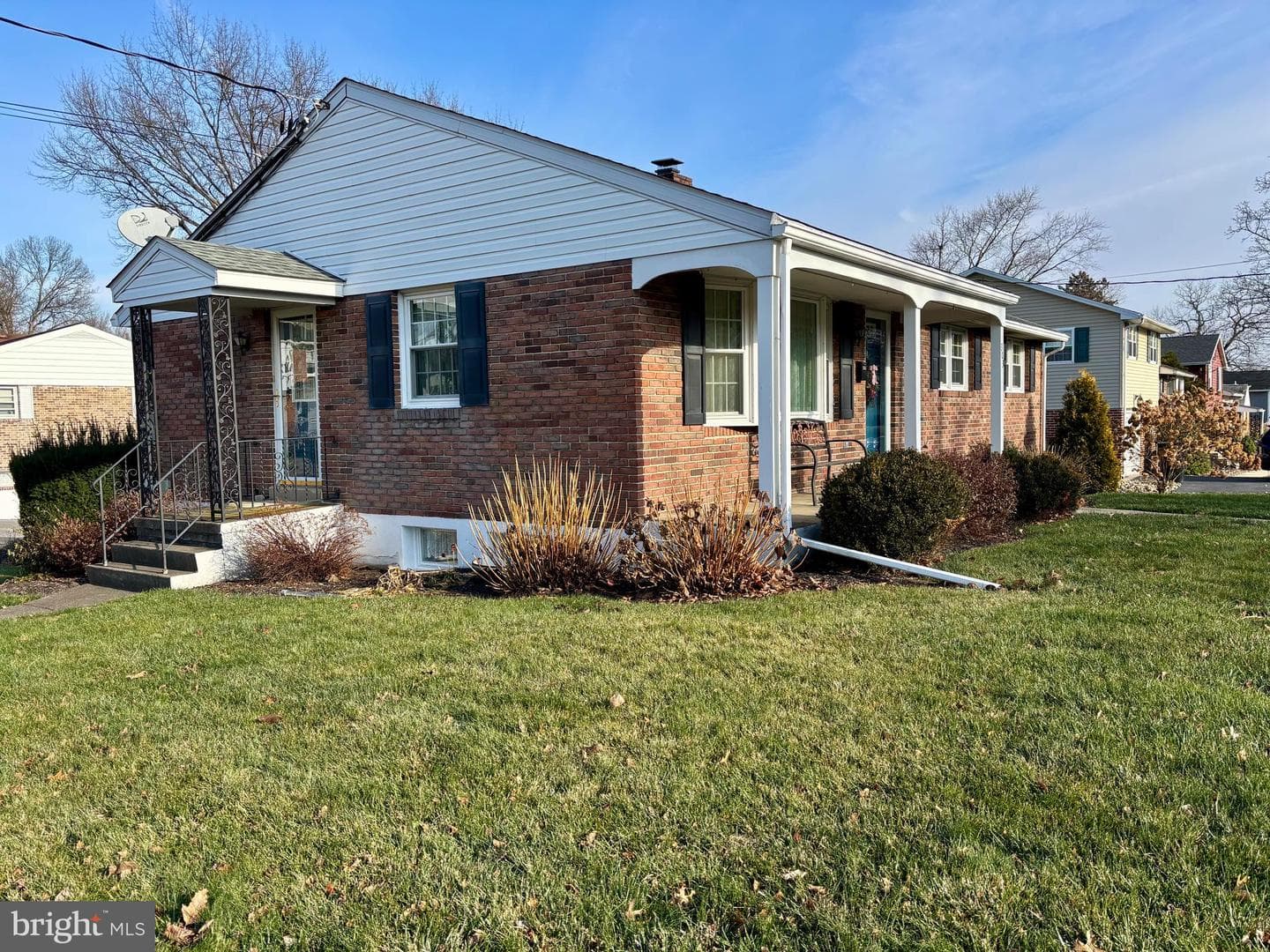 303 E 5th Street photo 65