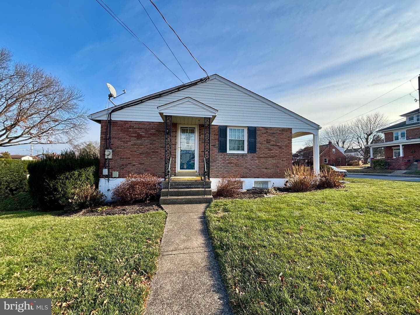 303 E 5th Street photo 69