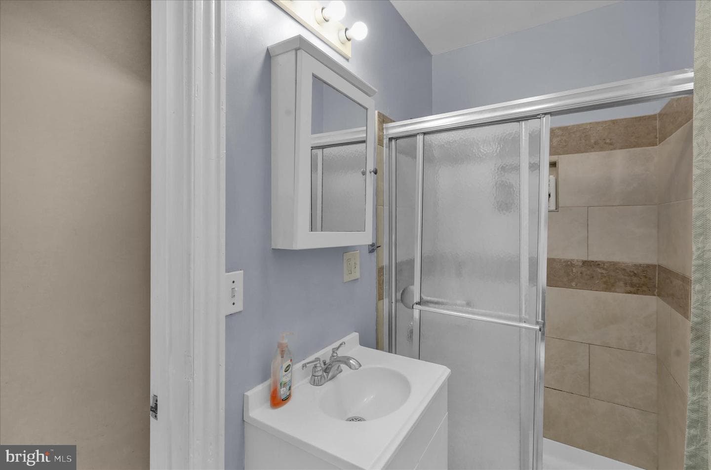 324 N 12th Street photo 17