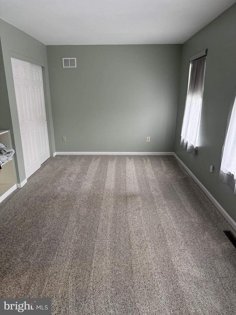 27 Charlemont Court photo 13