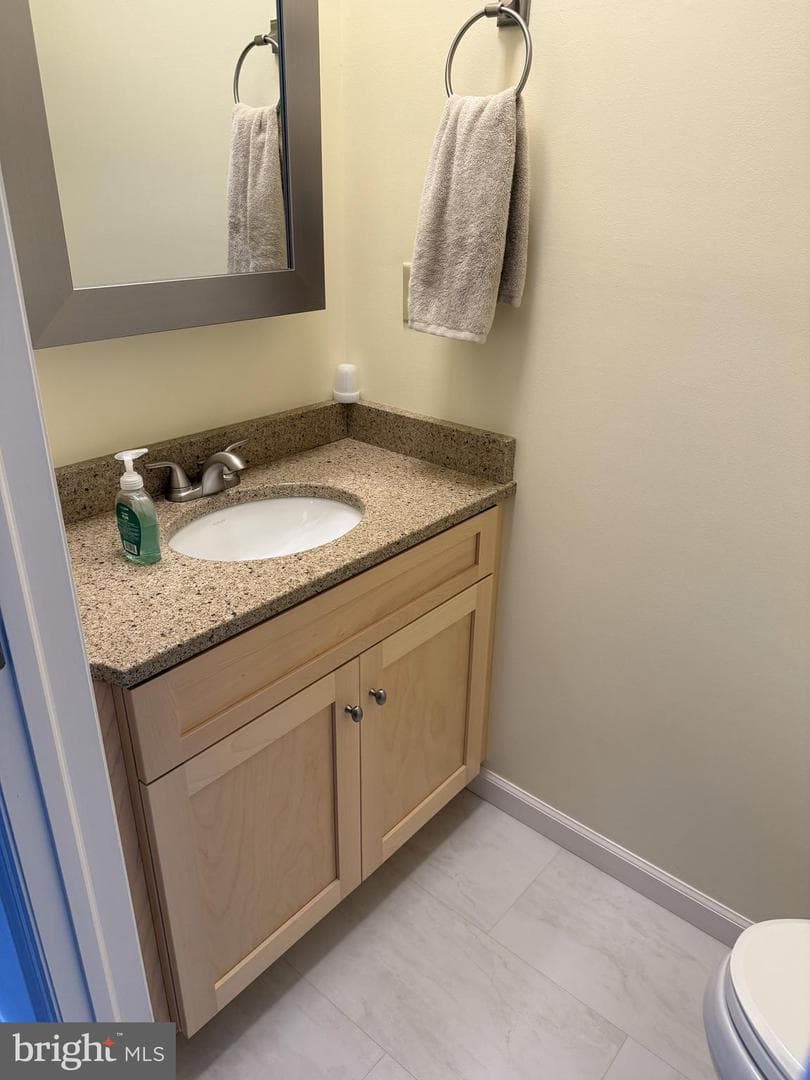 27 Charlemont Court photo 3