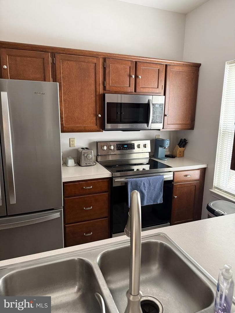 27 Charlemont Court photo 5