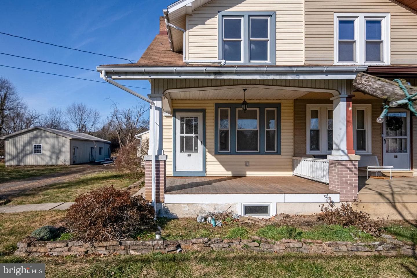 202 Water Street photo 1