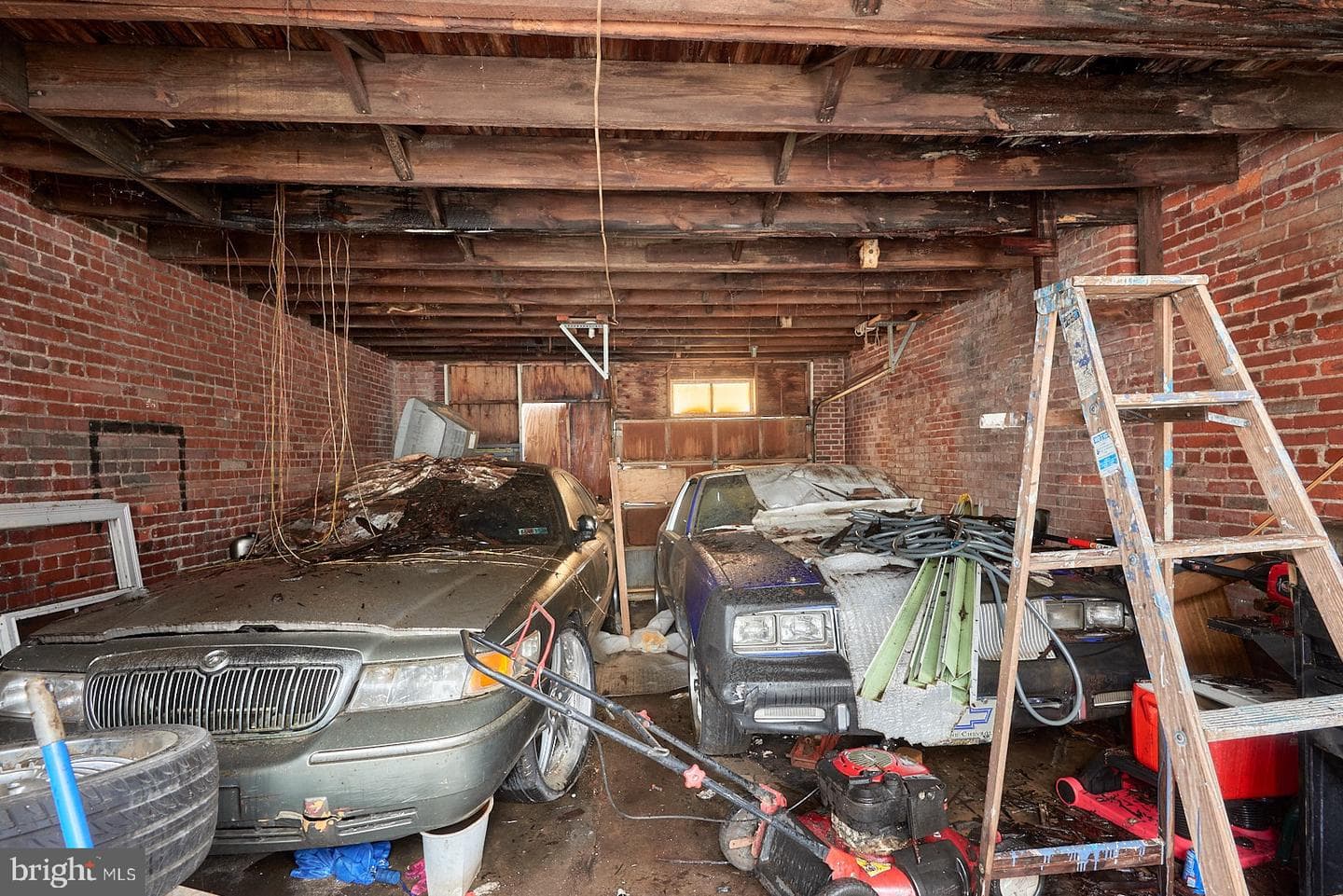 434 S 6th Street photo 8