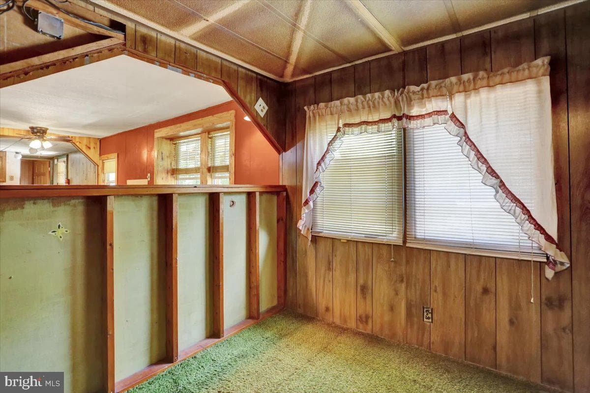 790 River Road photo 20