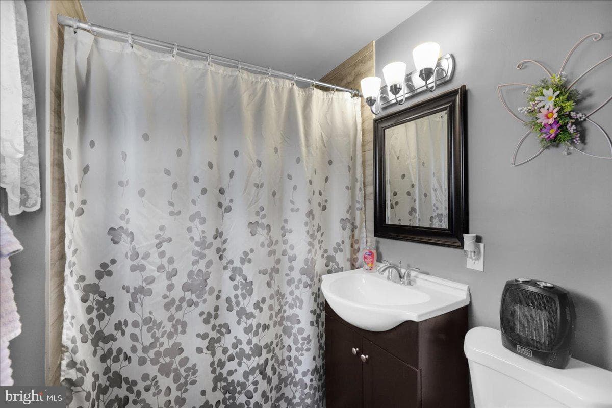 135 Chestnut Street photo 16