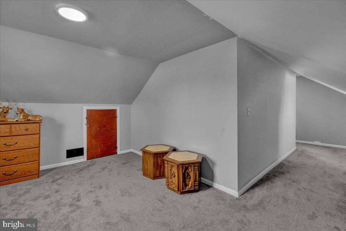 135 Chestnut Street photo 23
