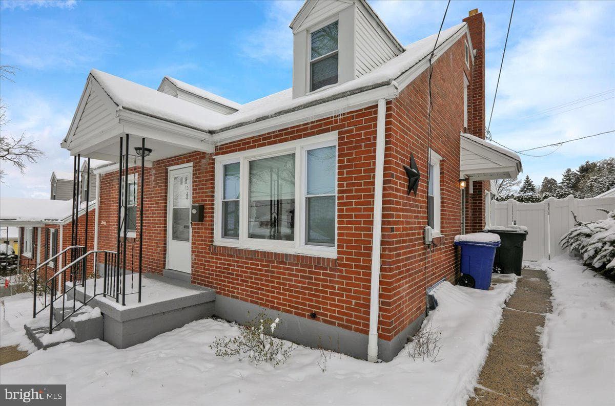 135 Chestnut Street photo 4