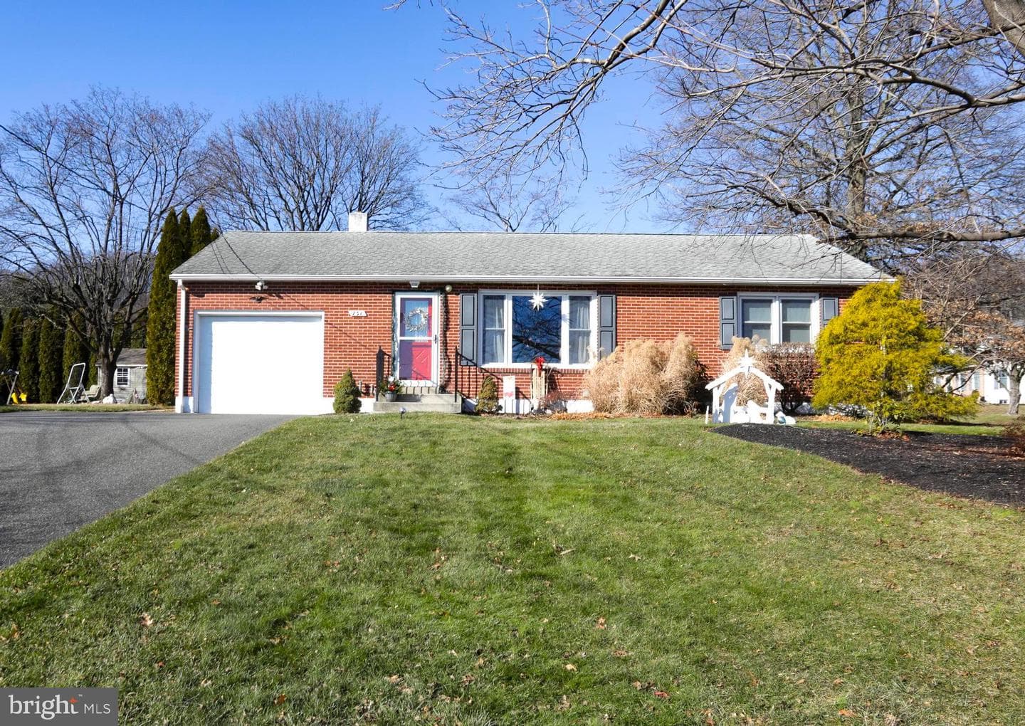 731 Cherry Street photo 36