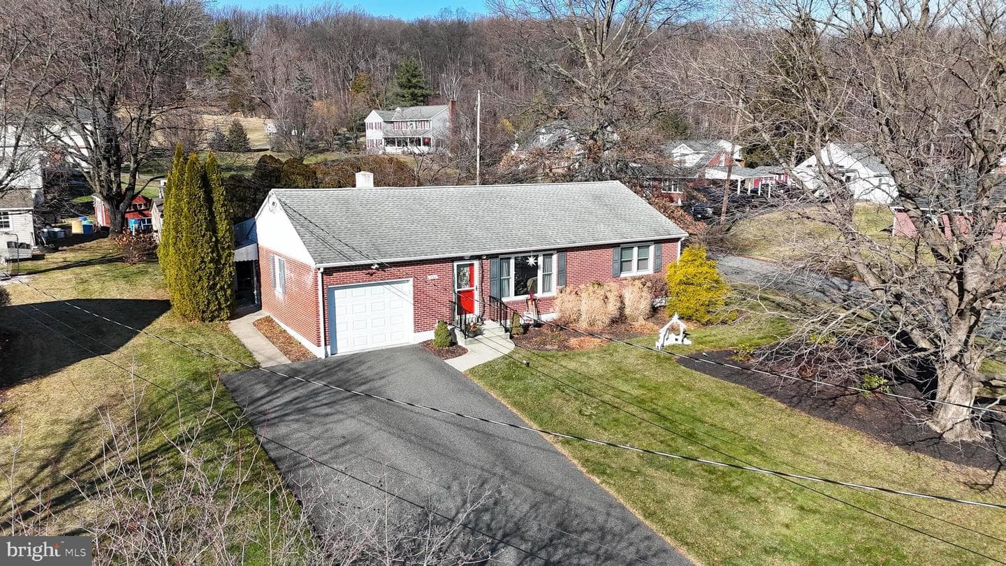 731 Cherry Street photo 37