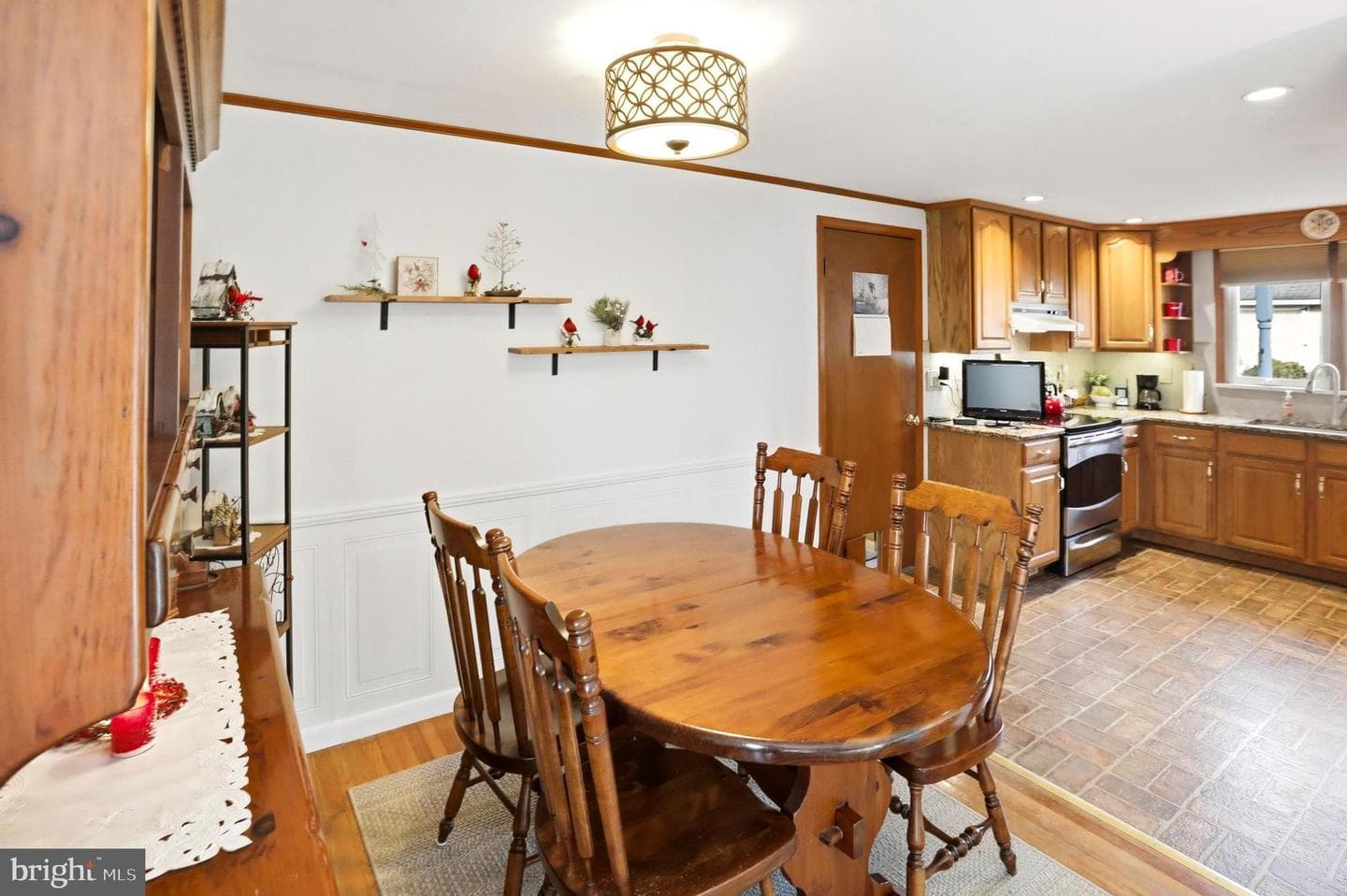 731 Cherry Street photo 6