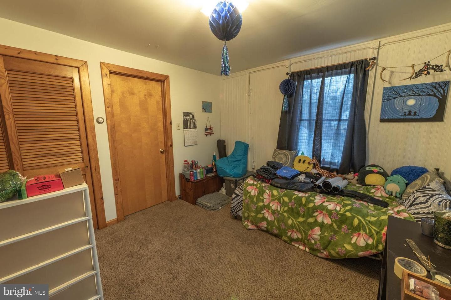 2039 Farmington Avenue photo 9