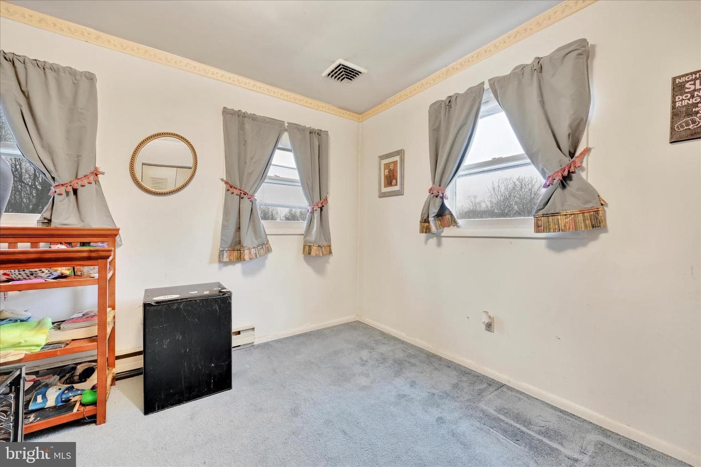 631 W Franklin Street photo 21