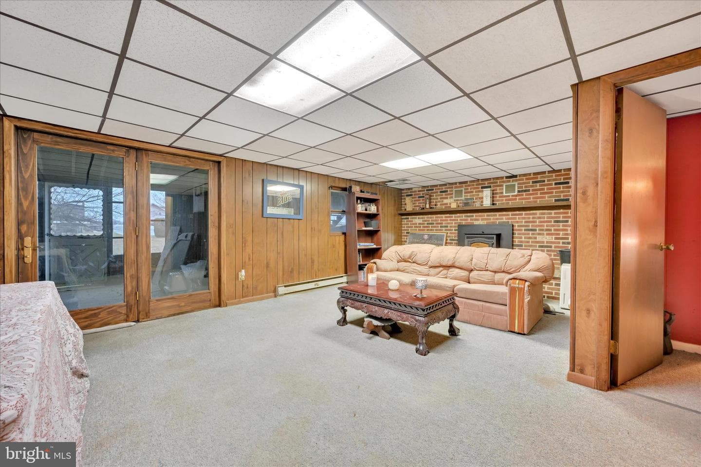 631 W Franklin Street photo 27