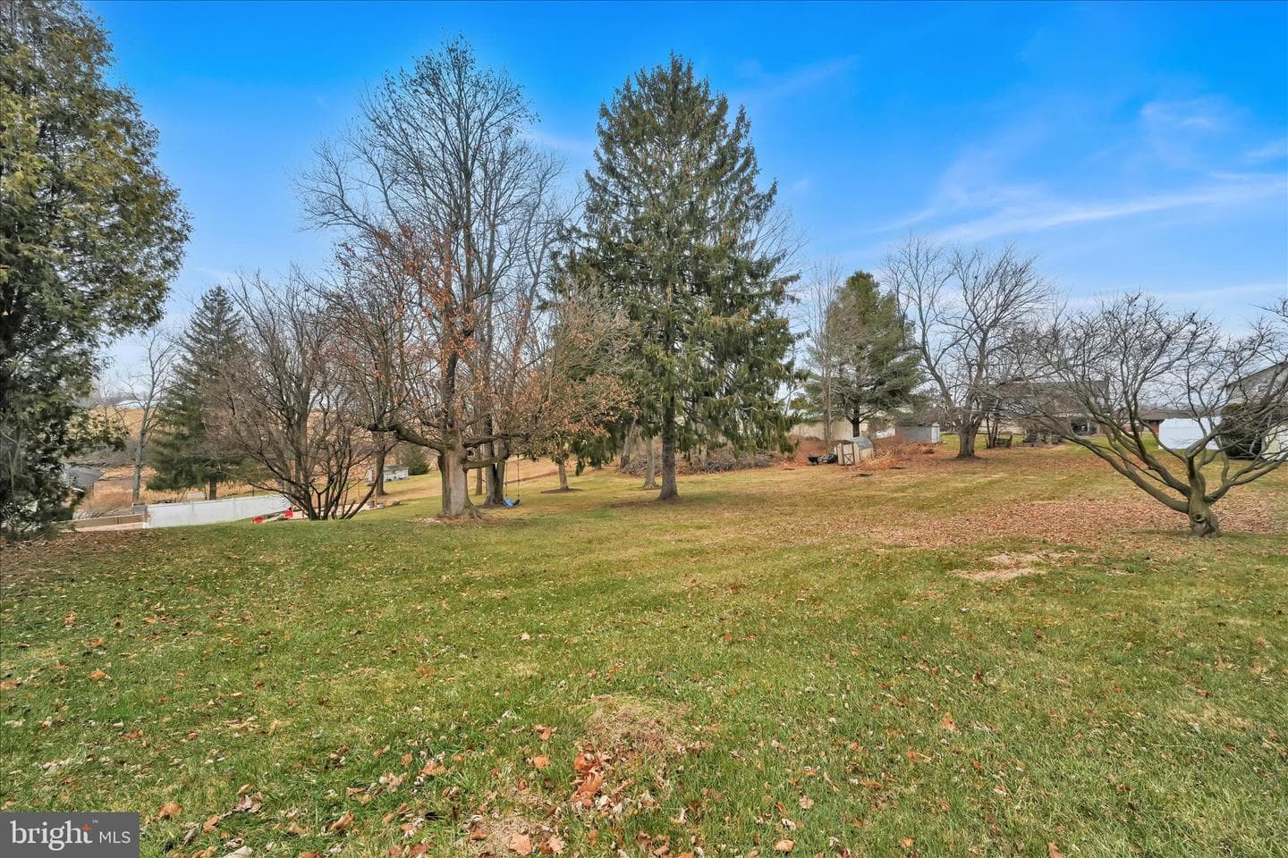 631 W Franklin Street photo 31