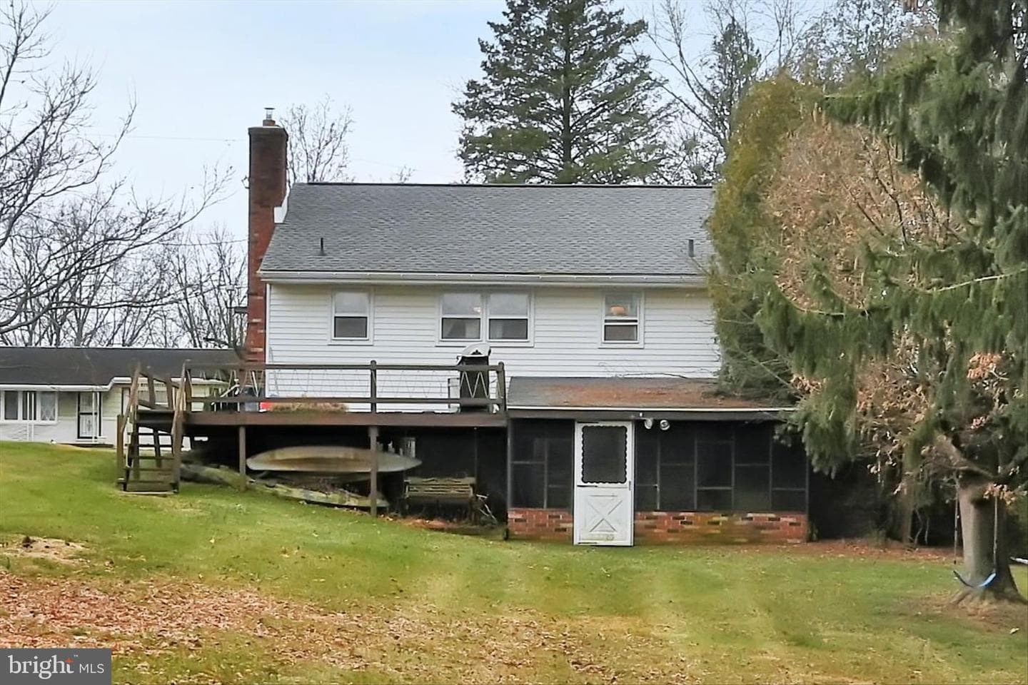 631 W Franklin Street photo 35