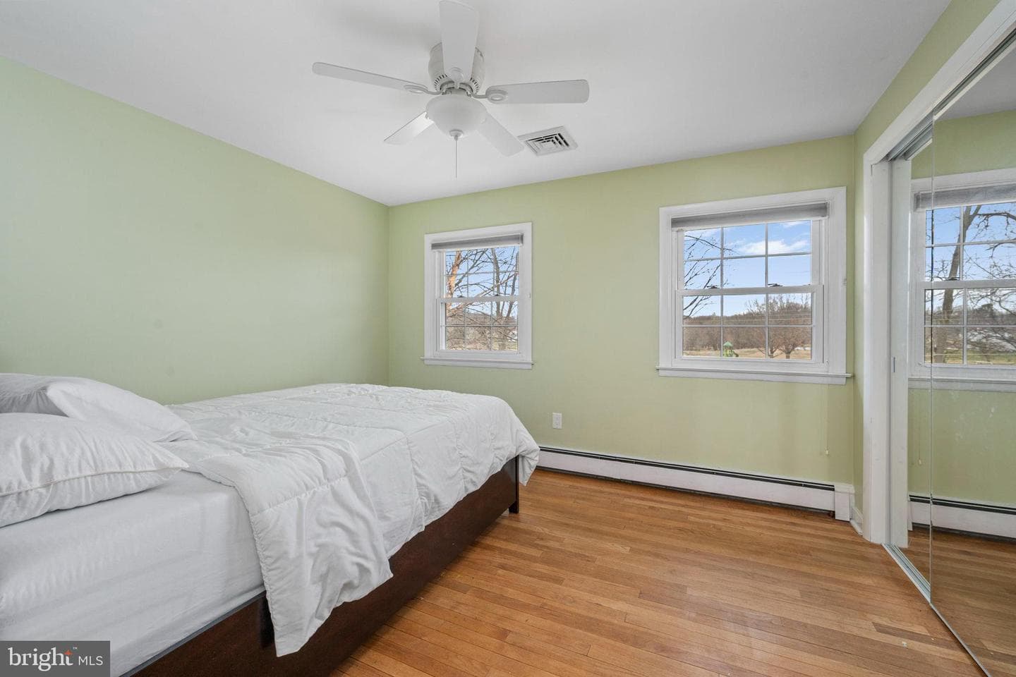 526 Hain Avenue photo 35
