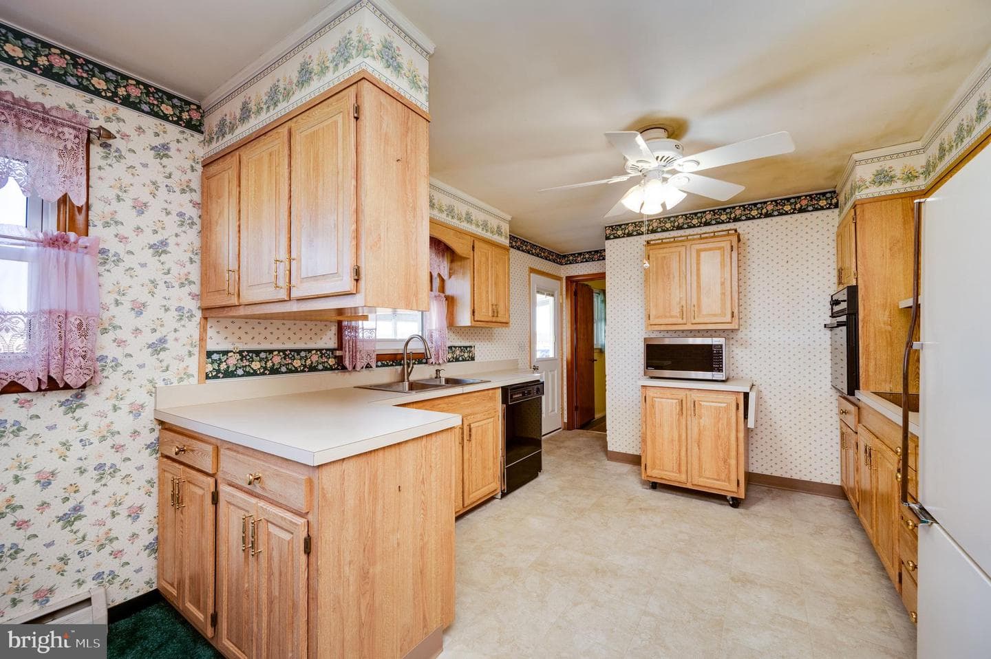 52 Crystal Cave Road photo 8