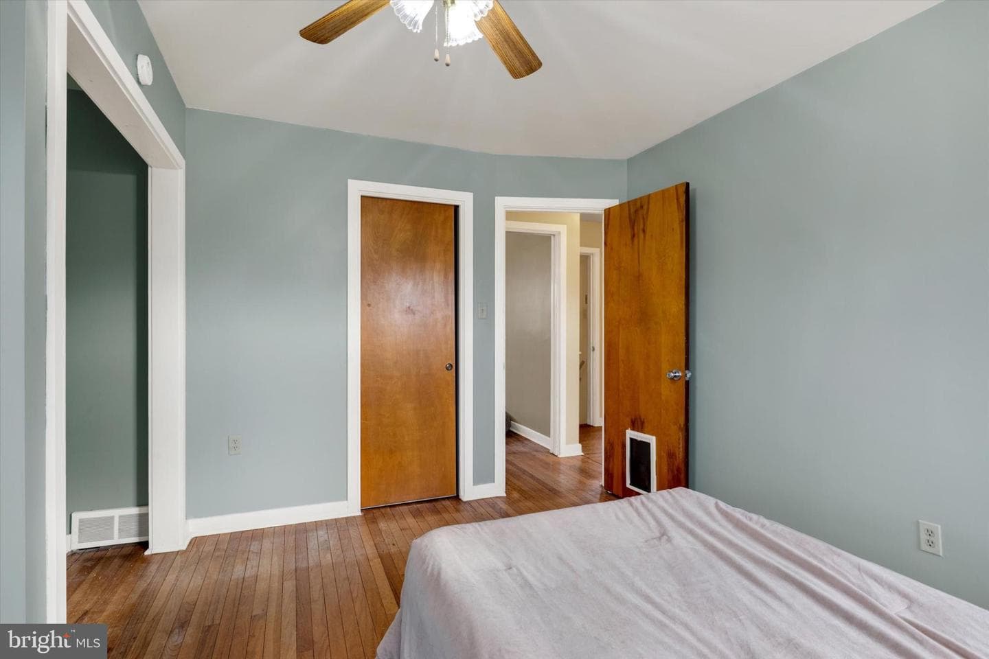 3408 Harrison Avenue photo 14